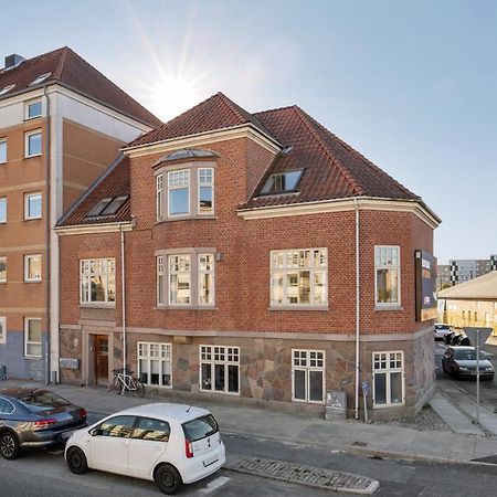 Bath Tub Penthouse In The City Ålborg Exteriör bild