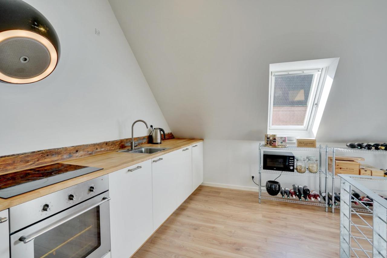 Bath Tub Penthouse In The City Ålborg Exteriör bild