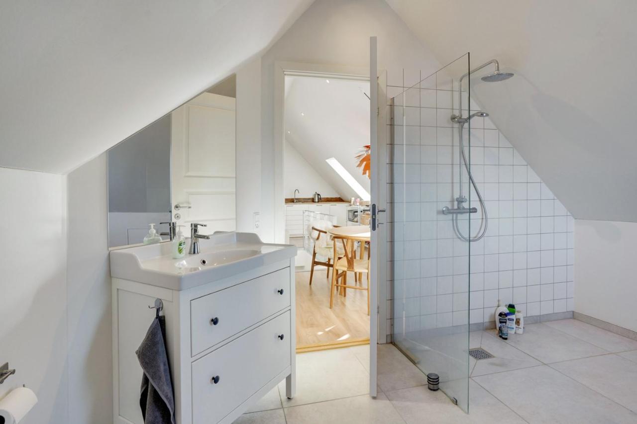 Bath Tub Penthouse In The City Ålborg Exteriör bild
